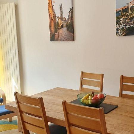 Altido Alluring 3Br Apt Near The Centre With Parking Единбург Екстериор снимка