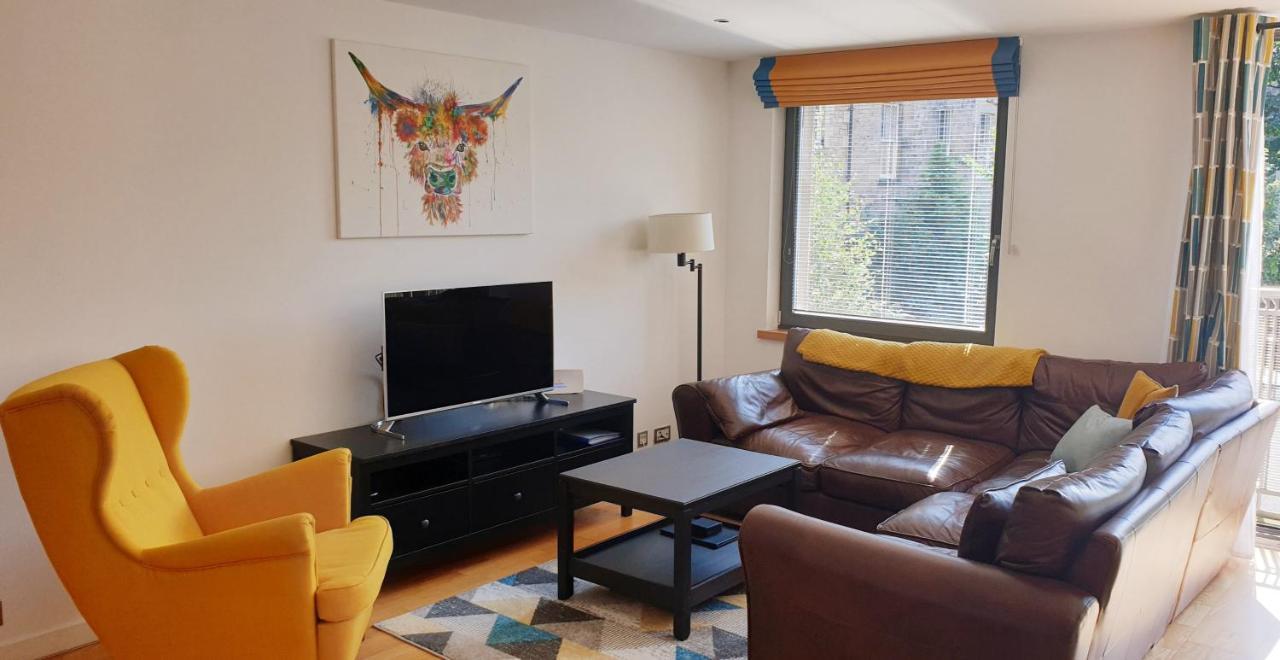 Altido Alluring 3Br Apt Near The Centre With Parking Единбург Екстериор снимка