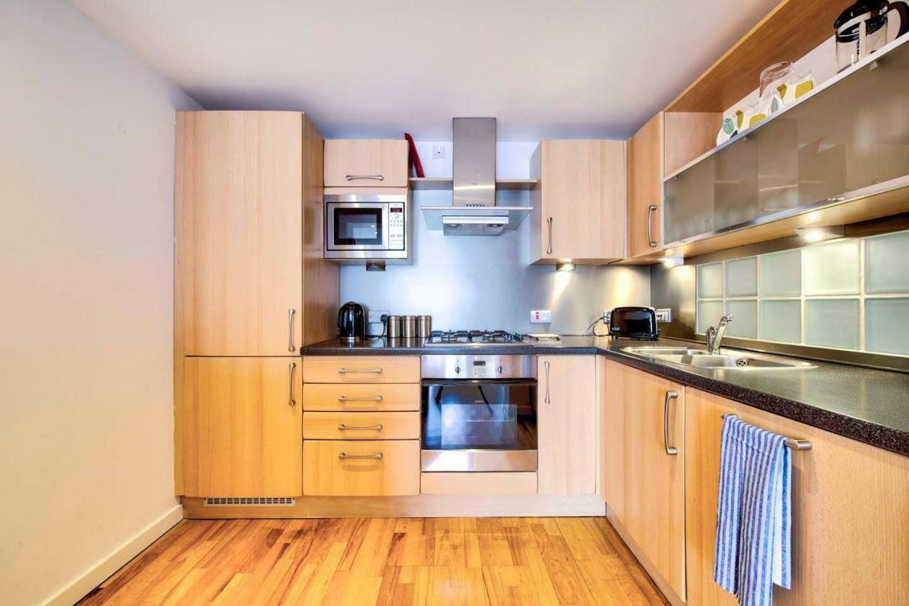Altido Alluring 3Br Apt Near The Centre With Parking Единбург Екстериор снимка